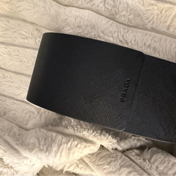 Prada Black Sunglasses with Triangle Logo - Picture 6 of 10